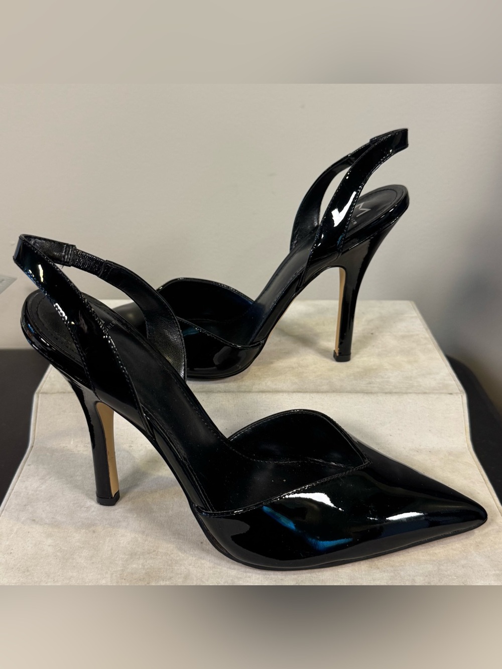 Marc Fisher Women’s Black Slingback Pointed-Toe High Heels, size 8.5, NWOT